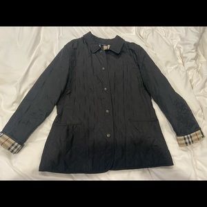 Burberry quilted jacket snaps Medium black
